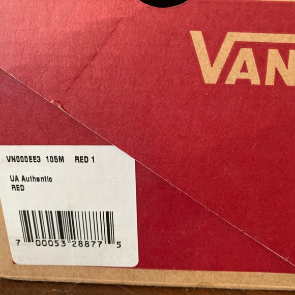 Red Converse Shoes NWT - Picture 2 of 5